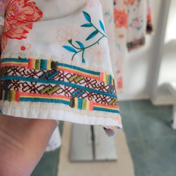 Linda Anderson Peasant Boho Floral 3/4 Sleeve Embroidered Tunic (Plus Size: XXL) - Picture 9 of 15